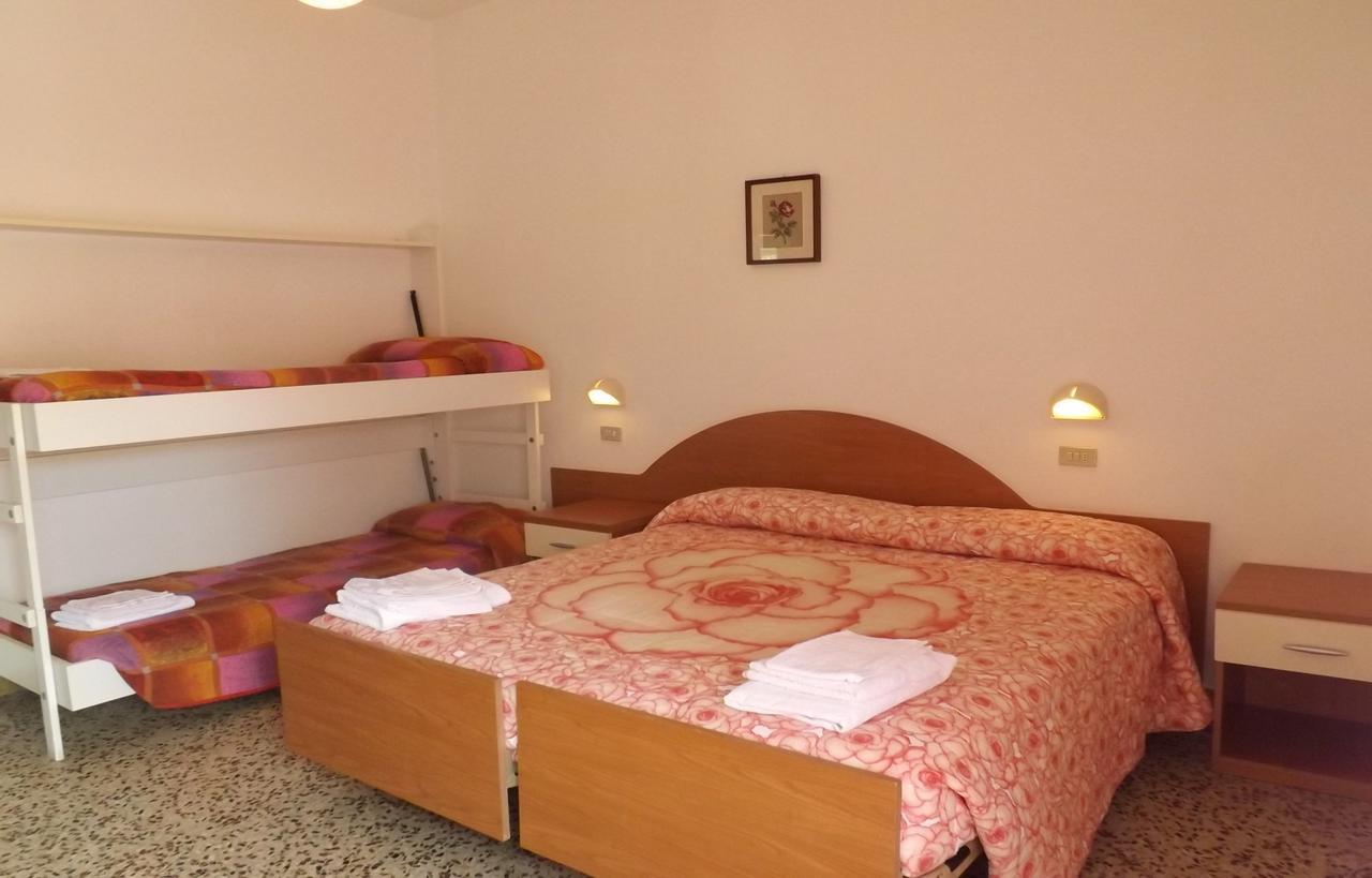 Hotel La Vela Bellaria-Igea Marina Zimmer foto